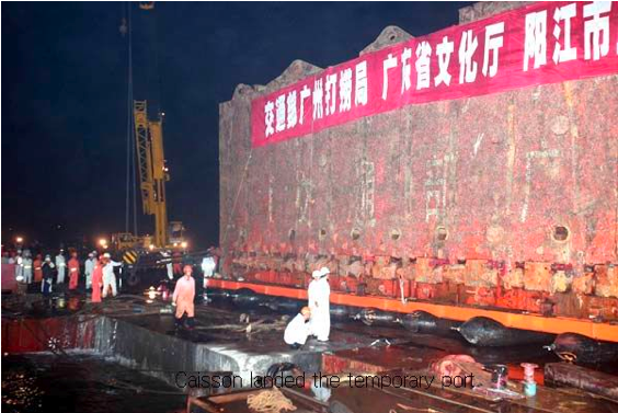 Caisson landed on temporary port