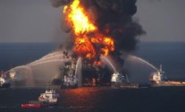 Deepwater-Horizon-oil-rig-explosion