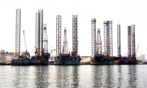 Lamprell jackup rigs shipyard