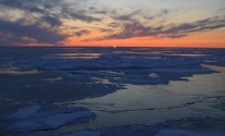 PolarSunset3878desLG