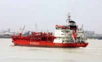 Enrico Levoli italian tanker hijacked pirates oman