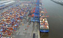 _THB7839JPG Hyundai Together port of hamburg HHLA Container Terminal Altenwerder