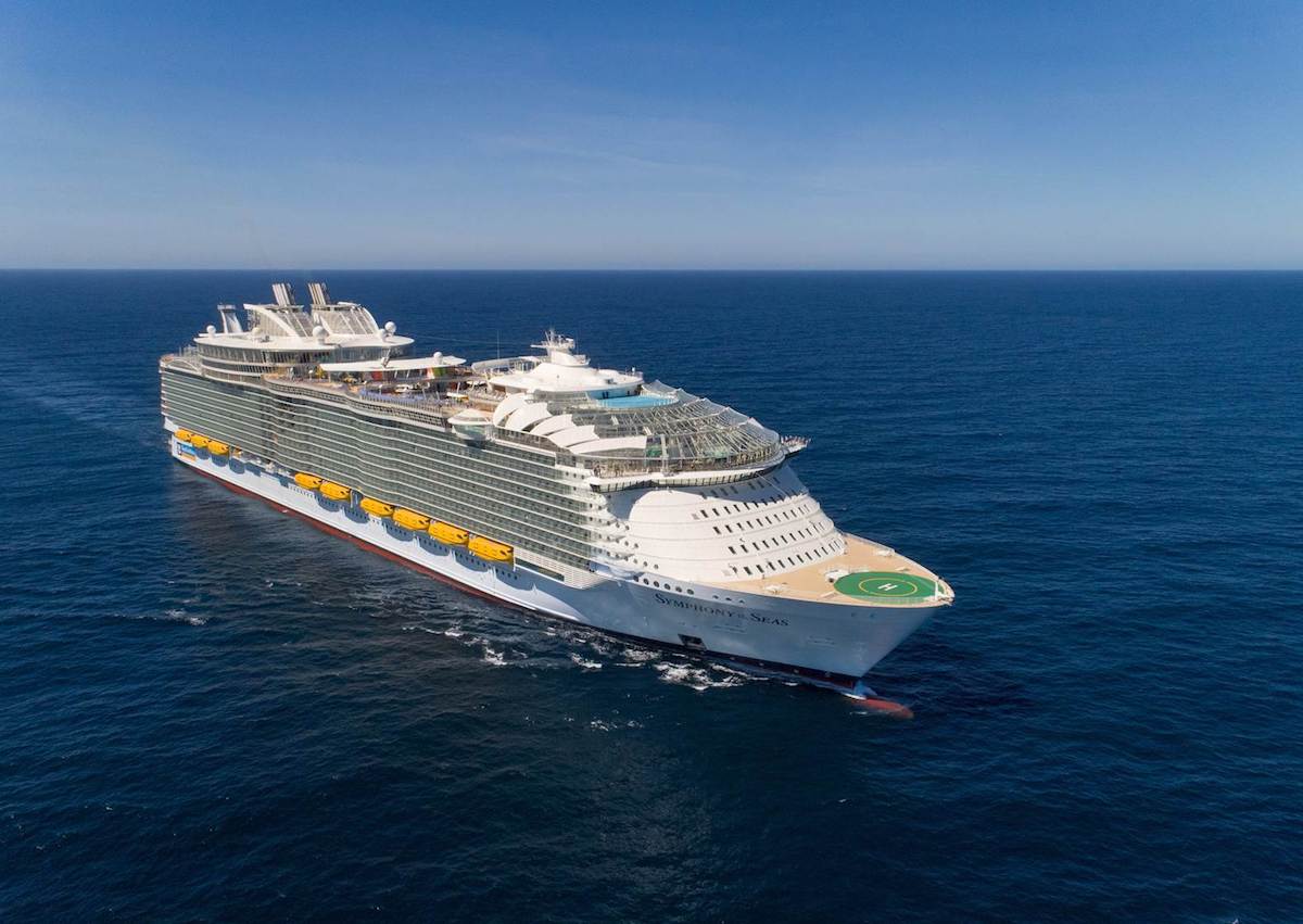 Photos: World's Biggest Cruise Ship Makes Worldwide Debut in Spain