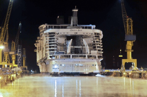 17906-22_oasis_of_the_seas_aft