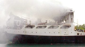 Windoc Ship Smoking