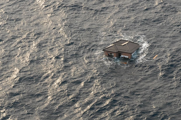JApan tsunami - House Adrift At Sea
