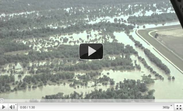Overflight of swollen lower Mississippi [VIDEO]