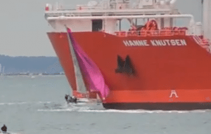 yacht dismasted by oil tanker hanne knutsen