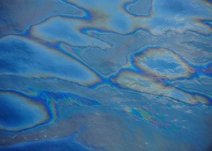 Oil Spill Responders on Alert as Gulf of Mexico Platform Suffers Loss of Well Control [UPDATE]
