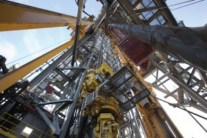 Oil Rig derrick rig floor dual activity drillship transocean offshore drilling