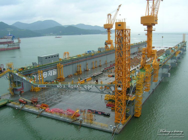 DSME Begins Construction on World’s Largest Floating Dock