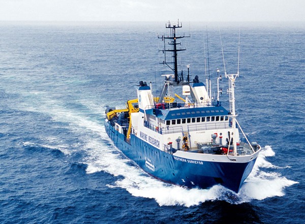 southern surveyor research ship nautilus minerals
