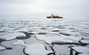 arctic ocean uscg healy ice icebreaker
