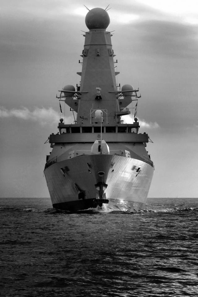 HMS Dauntless black and white