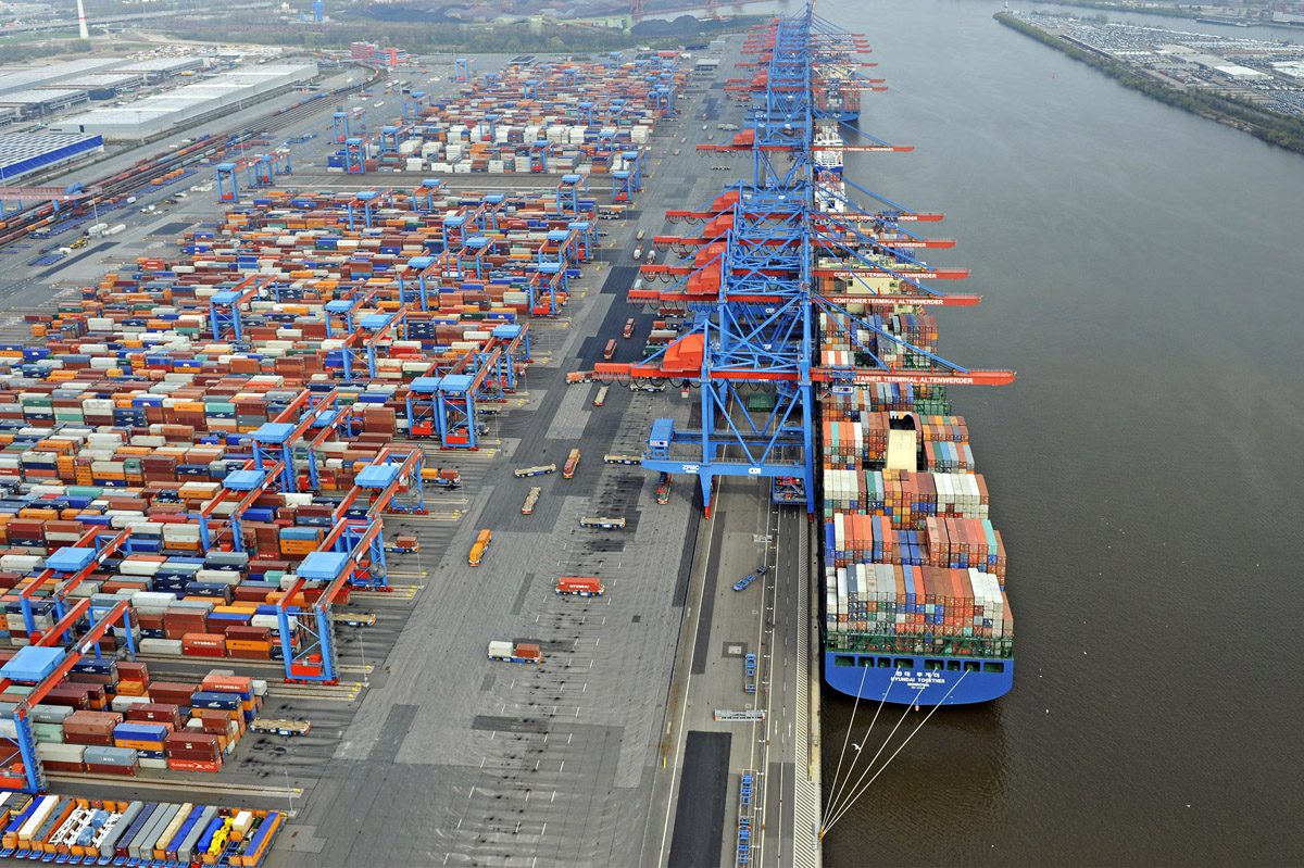 Hyundai Together port of hamburg HHLA Container Terminal Altenwerder