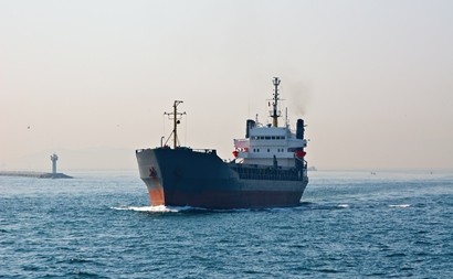 EU Reaches Agreement to Slash Air Pollution From Ships