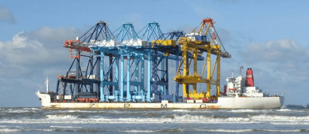 Giant Cranes To Stop Traffic On Giant Bridge