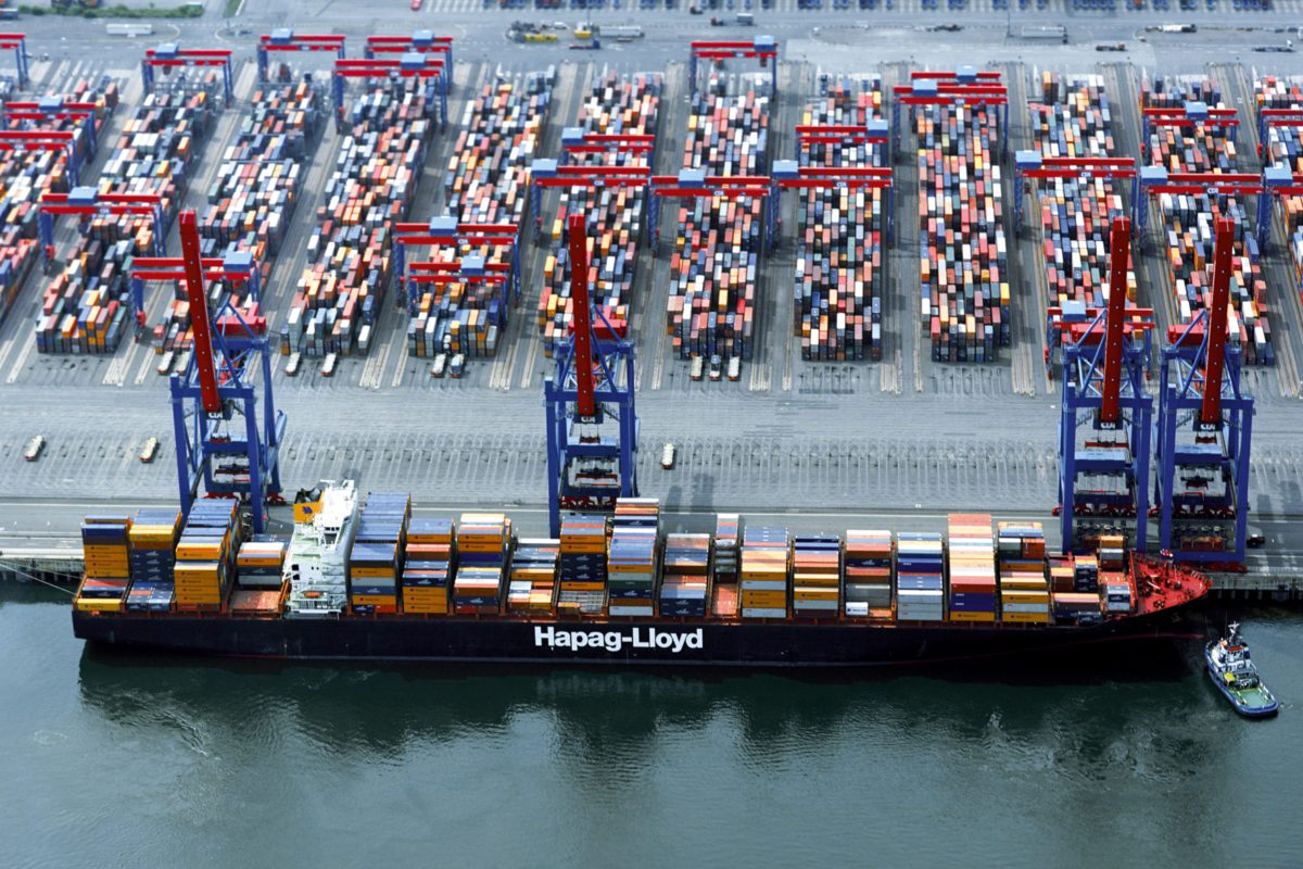 Shanghai Express port of hamburg hapag lloyd