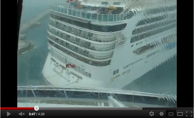 Cruise Ships Collide in Bermuda [VIDEO]