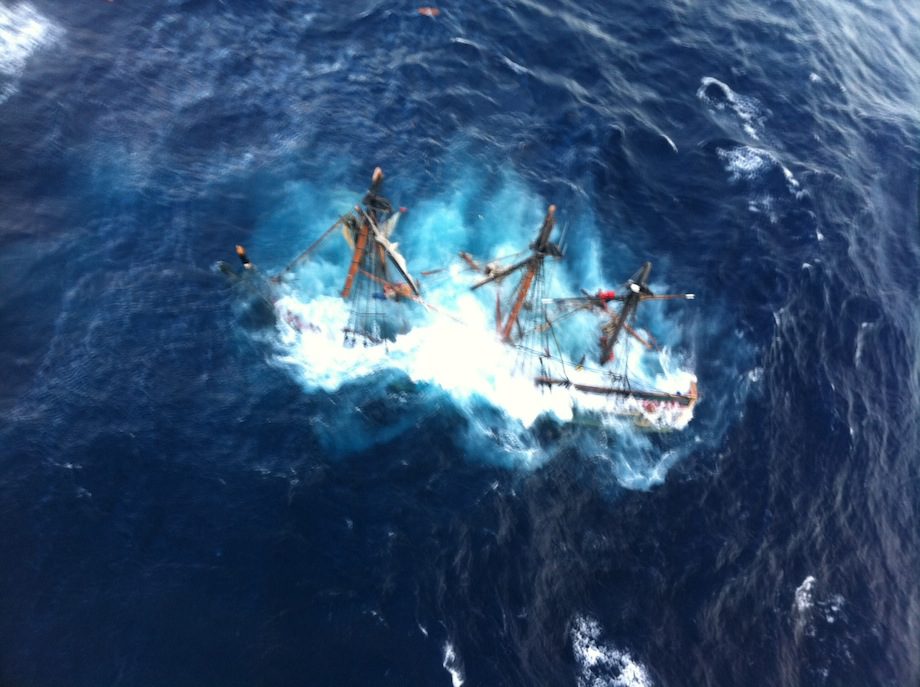 Photos Show Sinking of ‘Bounty’ Tall Ship