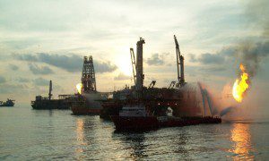 q4000 helix macondo flare deepwater horizon oil spill response