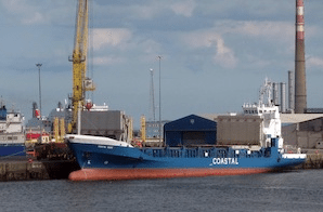 Ship Runs Aground After Chief Officer Blacks Out While Hitting the Head