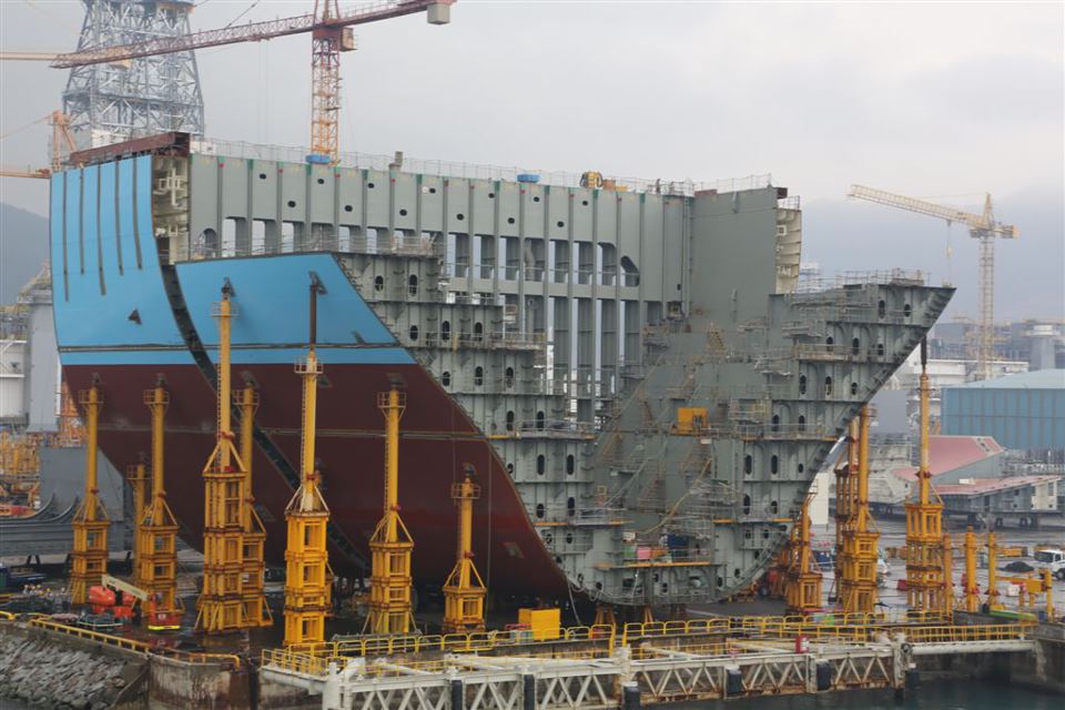 Ship Photo of The Day – Triple-E Mega Blocks
