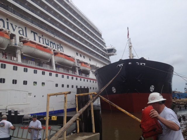 Carnival Triumph Breaks Loose from Dock in Mobile, One Shipyard Worker Missing [UPDATE]