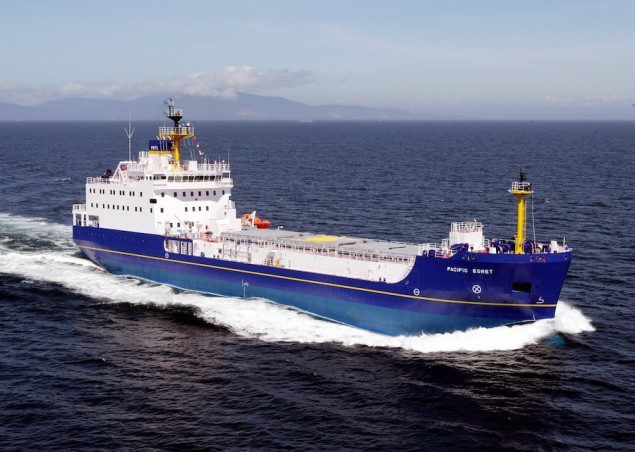 The Pacific Heron and Pacific Egret (pictured), the specialized ships belonging to the British company PNTL, have left the Cherbourg Harbor on April 17th 2013. Photo