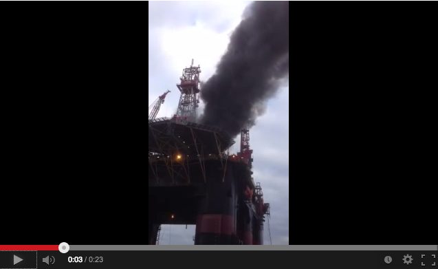 Italian Drilling Rig Catches Fire in Keppel Verolme Drydock [VIDEO]