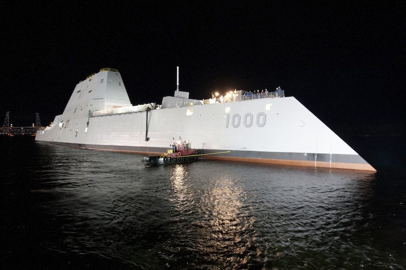 WATCH: Time-Lapse Shows Zumwalt DDG1000 Transfer and Float Off