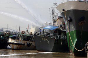 oil tanker explosion ningbo yongjiang