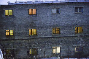 greenpeace murmansk detention center russia