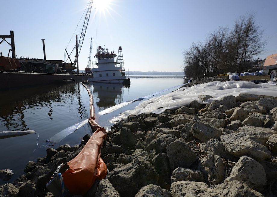 Stephen L. Colby Response Switches Gears on Mississippi River – Salvage Update