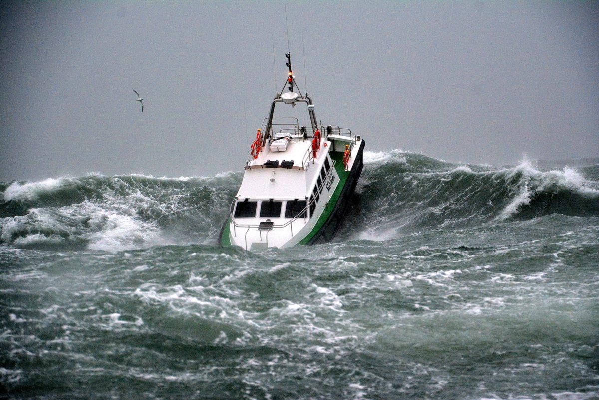 Ship Photos of The Day – Heavy Surf Sea Trials, Part 2