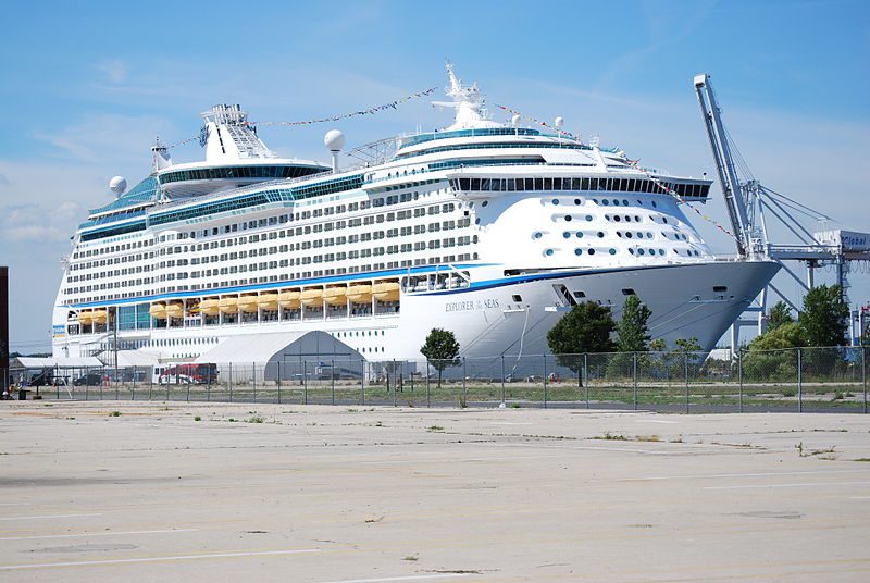 Over 600 Sickened on Royal Caribbean Cruise -CDC