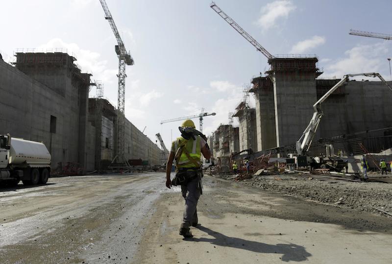 Panama Canal, Consortium Discuss New Financing Proposal