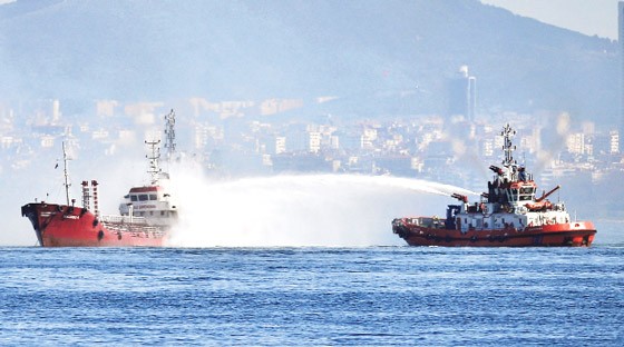 One Injured in Tanker Fire Off Instanbul