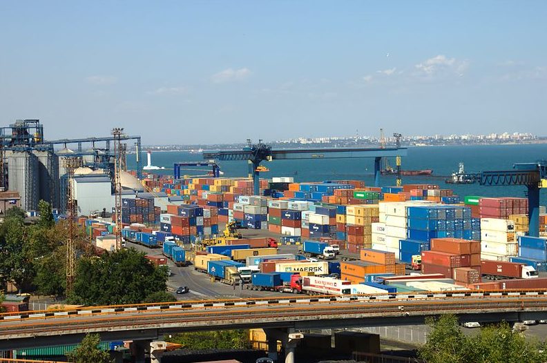 Ukraine Ports, Shipping Run Normally as Russia Occupies Crimea