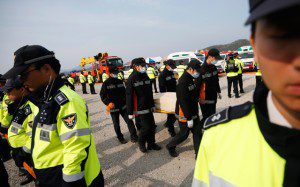 rescue workers capsized sewol korea