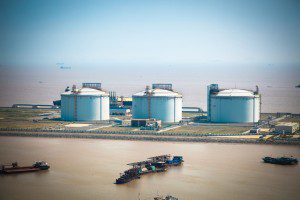 lng storage tanks yangshen port china