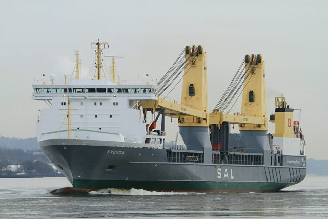 SAL Wins Tricky Heavy Lift Contract from BAM Clough