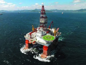Vietnam Protests Against China’s “Mobile Sovereign Territory” aka Deepwater Drilling Rig