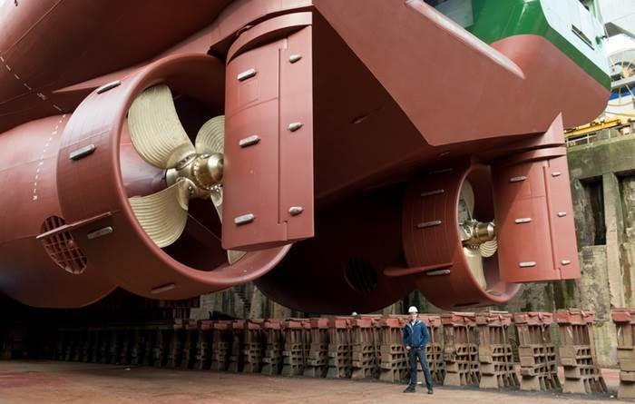 PHOTOS: 3D Seismic Vessel Gets “Twin Fin” Propulsion Upgrade