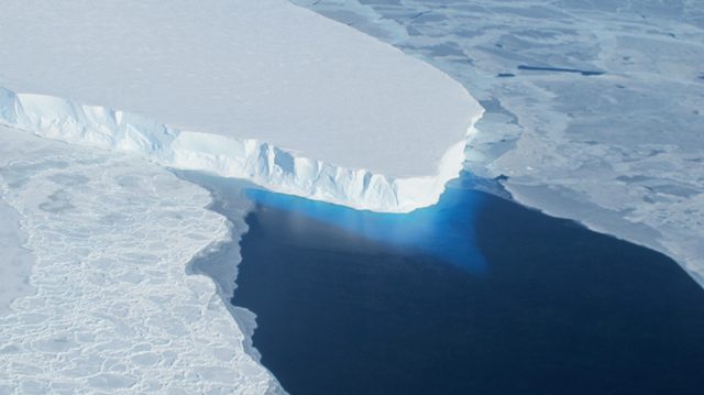 thwaites glacier antarctica