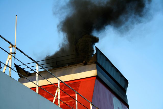 shipping ship smoke emissions carbon co2