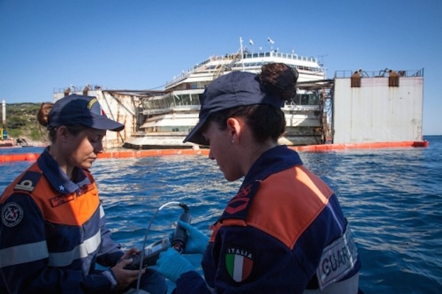 Officials: Costa Concordia Water Quality Tests Show No Signs for Concern