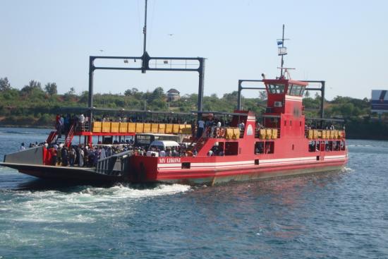 Kenyan Police Kill Two Men Suspected of Plotting Ferry Attack