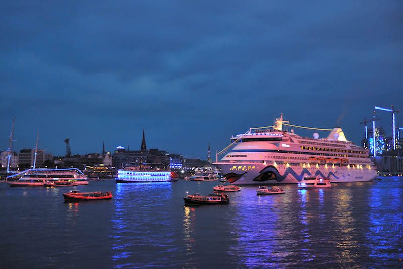 Hamburg Starts Building Third Cruise Terminal