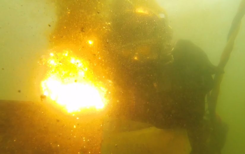 Watch: Commercial Diving Looks Awesome